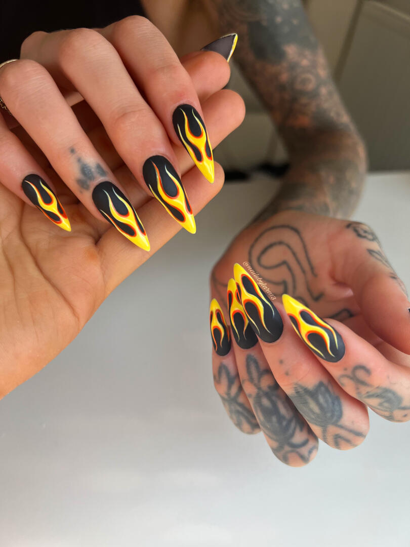 Nails By Lara